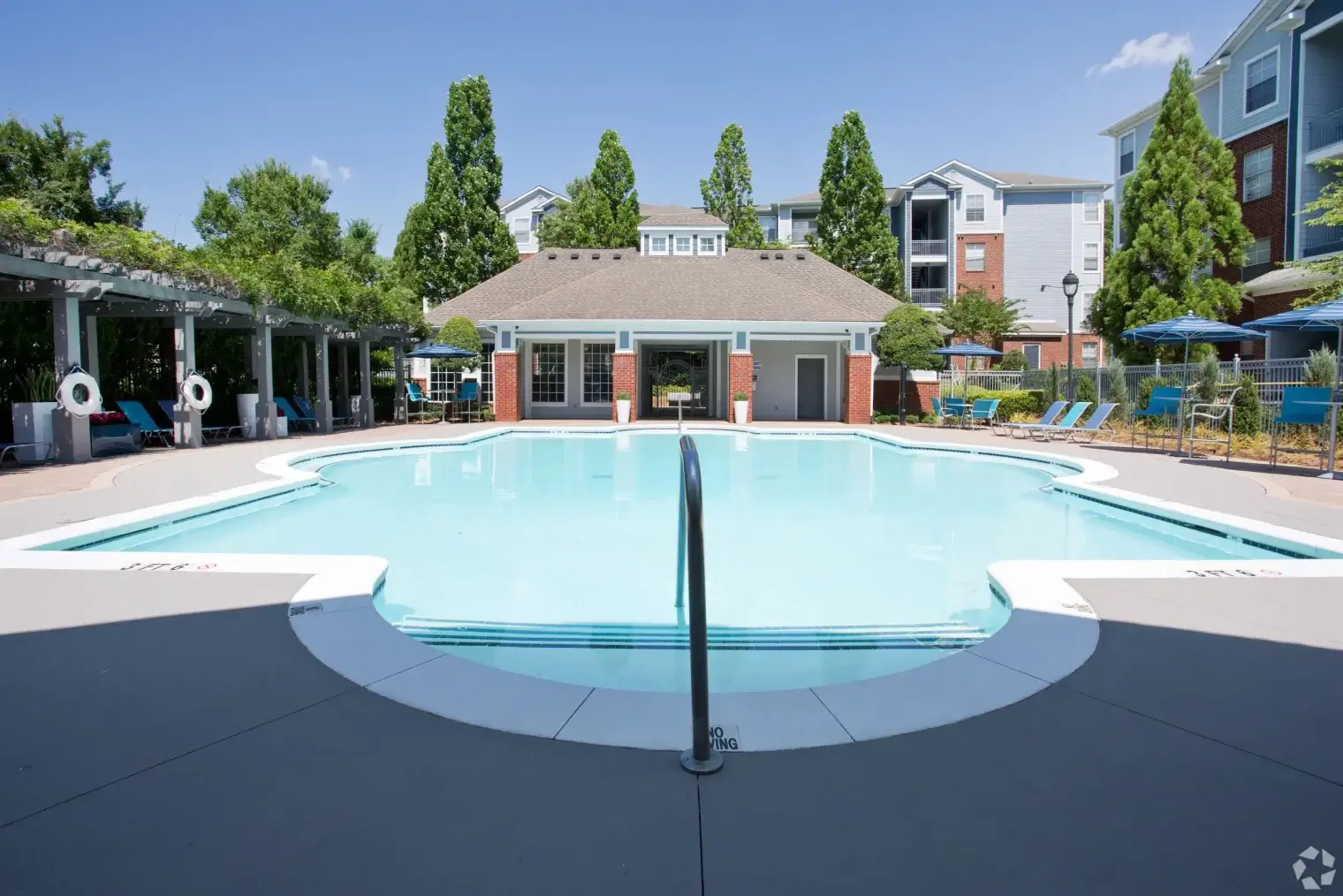 overlook-ridge-pool
